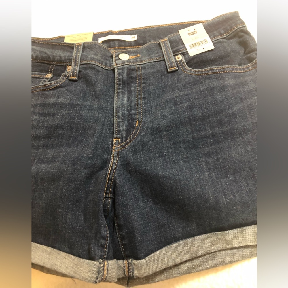 Levi’s Denim Mid Length Jean Shorts Size 29 NWT
